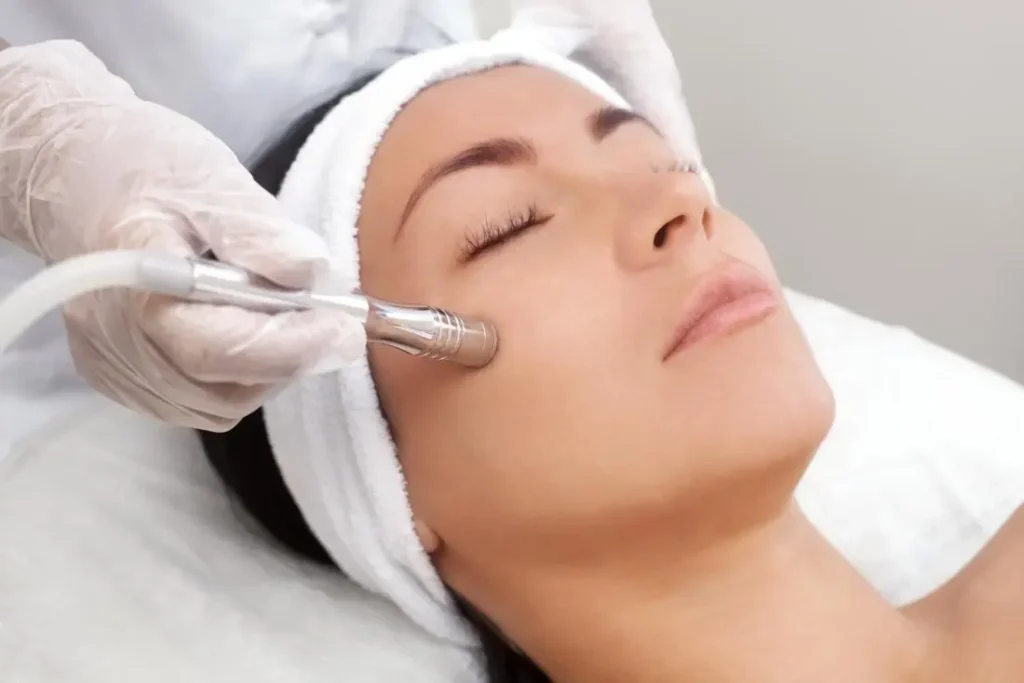 MICRODERMABRASION
CUSTOM FACIAL - Schaumburg IL